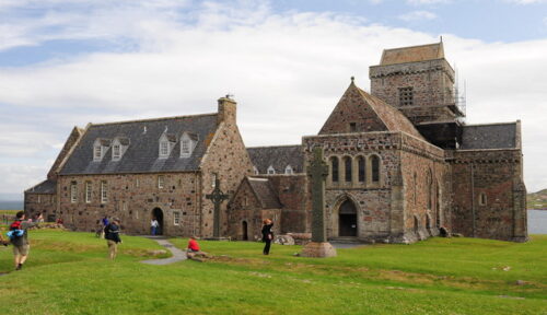 Foto da Abadia de Iona, fundada por monges irlandeses