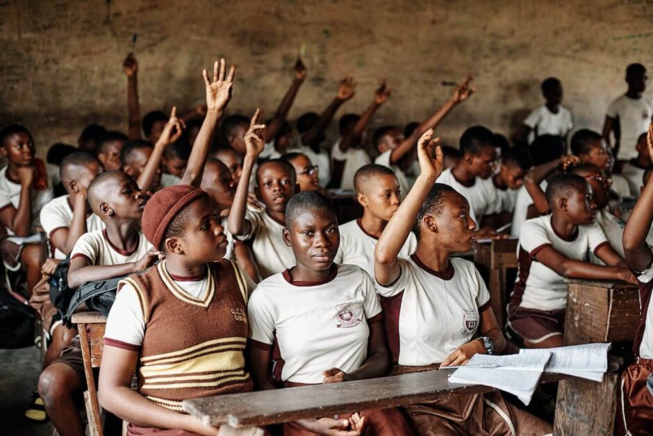 Projeto de educação em escola no continente africano