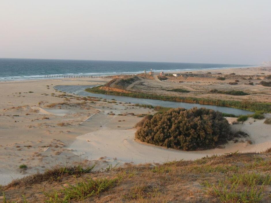 O lugar onde o vale de Soreque deságua no mar